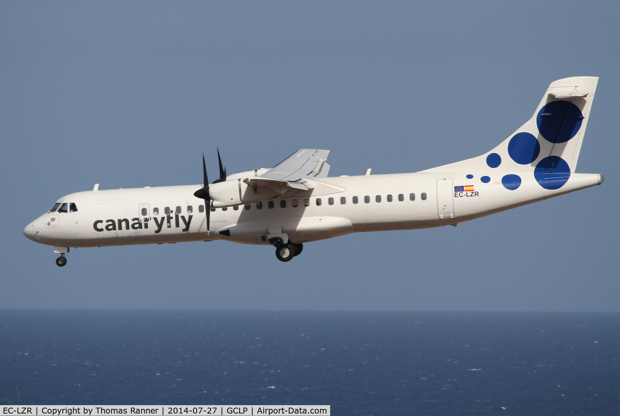 EC-LZR, 1995 ATR 72-202 C/N 441, Canaryfly ATR72