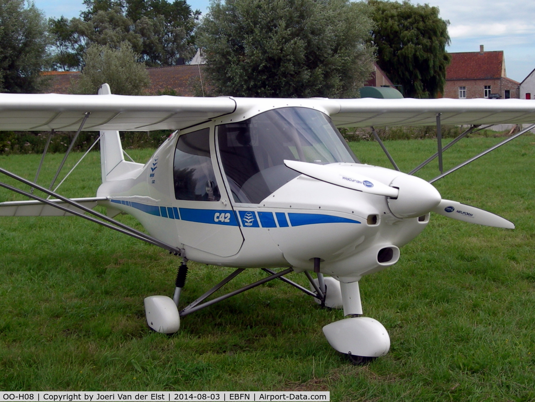 OO-H08, 2006 Comco Ikarus C42B C/N 0606-6828, Fly-in Koksijde 2014