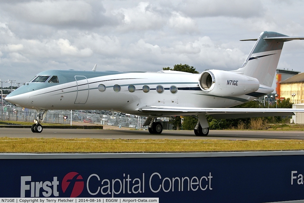 N71GE, 2014 Gulfstream Aerospace GIV-X (G450) C/N 4302, 2014 Gulfstream G450, c/n: 4302 at Luton