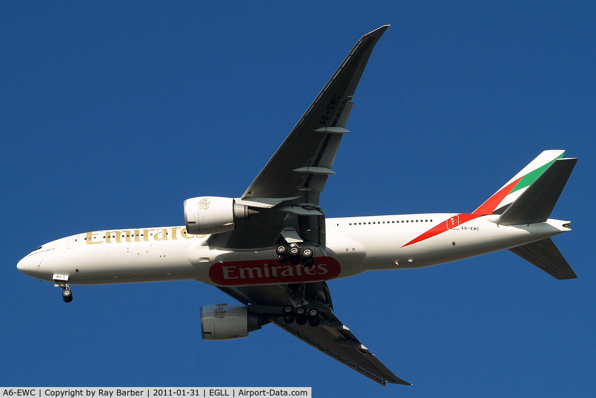 A6-EWC, 2007 Boeing 777-21H/LR C/N 35576, Boeing 777-21HLR [35576] (Emirates Airlines) Home~G 31/01/2011. On approach 27R.