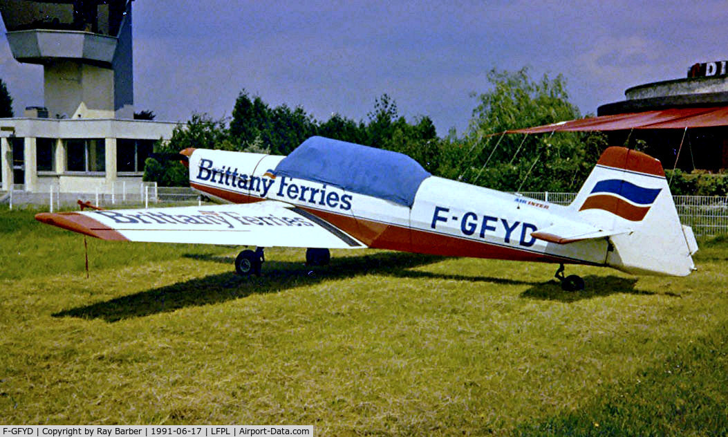 F-GFYD, Zlin Z-526F Trener Master C/N 1176, Zlin Z.526F Trener Master [1176] Lognes-Emerainville~F 17/06/1991