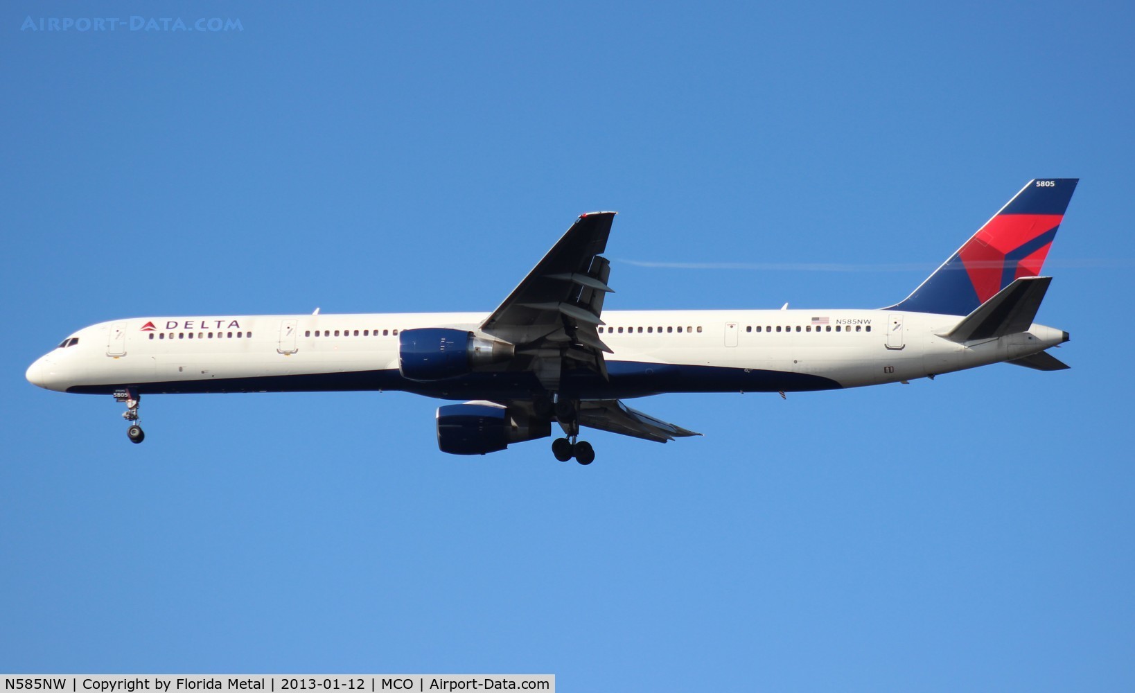 N585NW, 2002 Boeing 757-351 C/N 32985, Delta 757-300