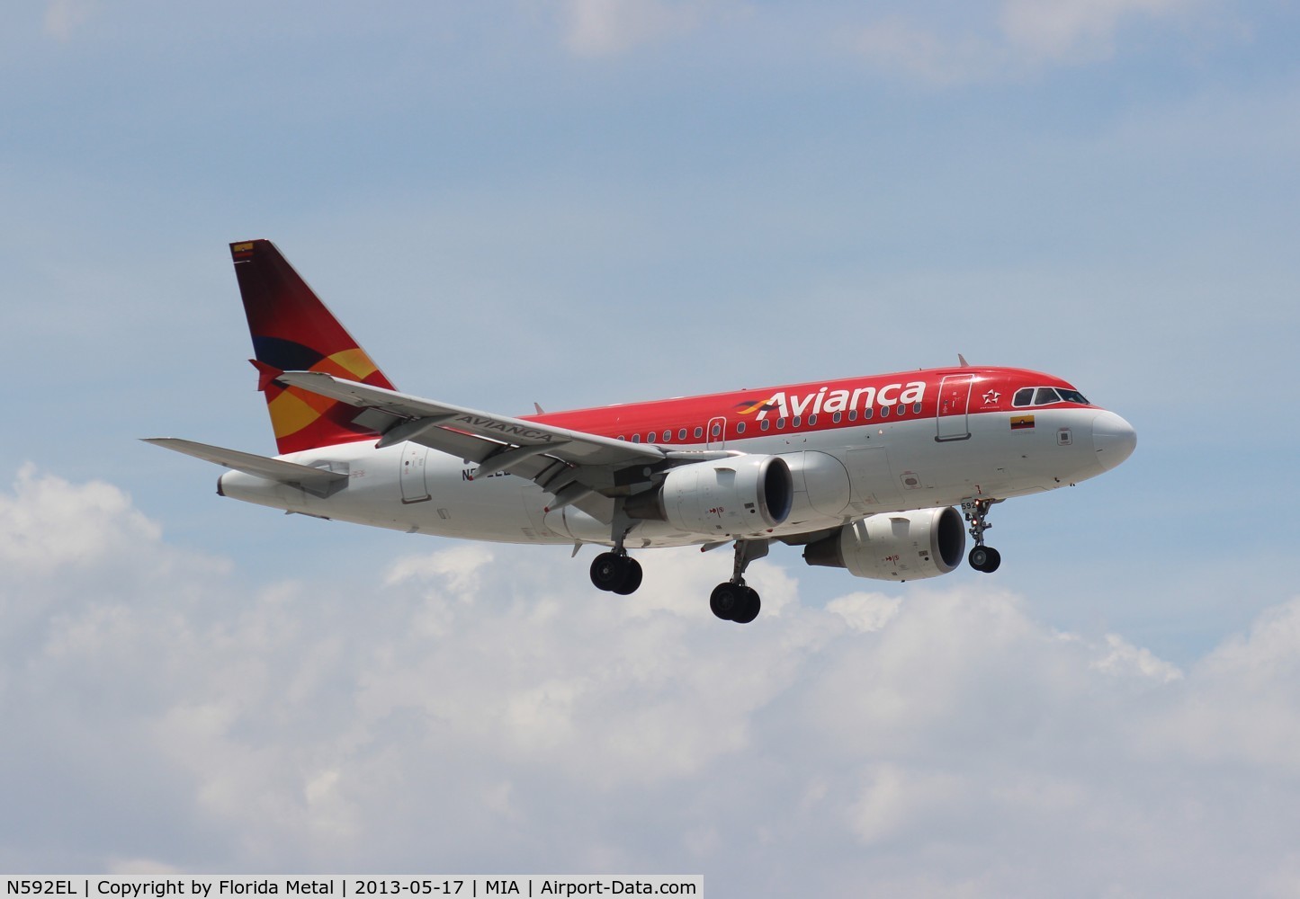 N592EL, 2004 Airbus A318-111 C/N 2358, Avianca A318