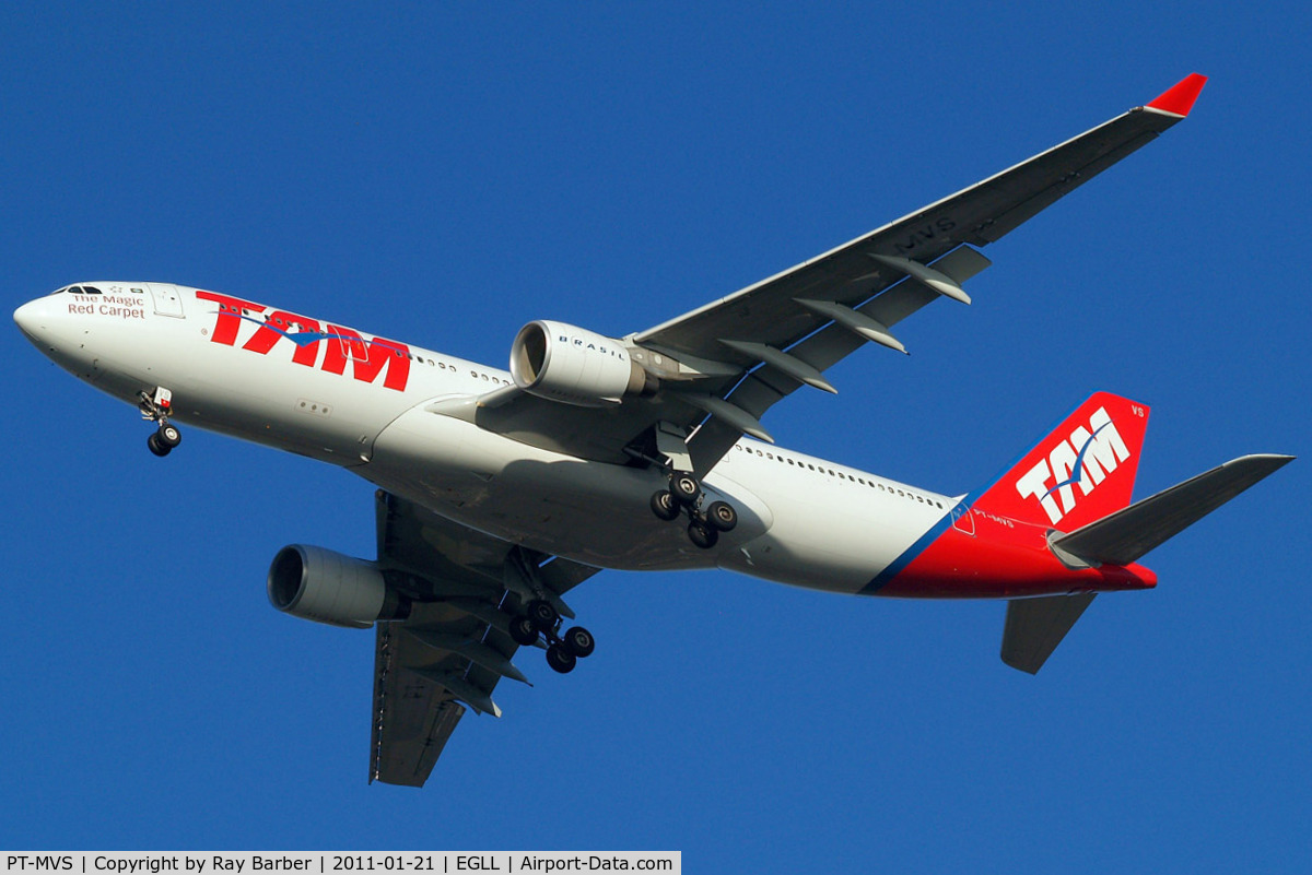 PT-MVS, 2010 Airbus A330-223 C/N 1112, Airbus A330-223 [1112] (TAM Airlines) Home~G 21/01/2011. On approach 27R.
