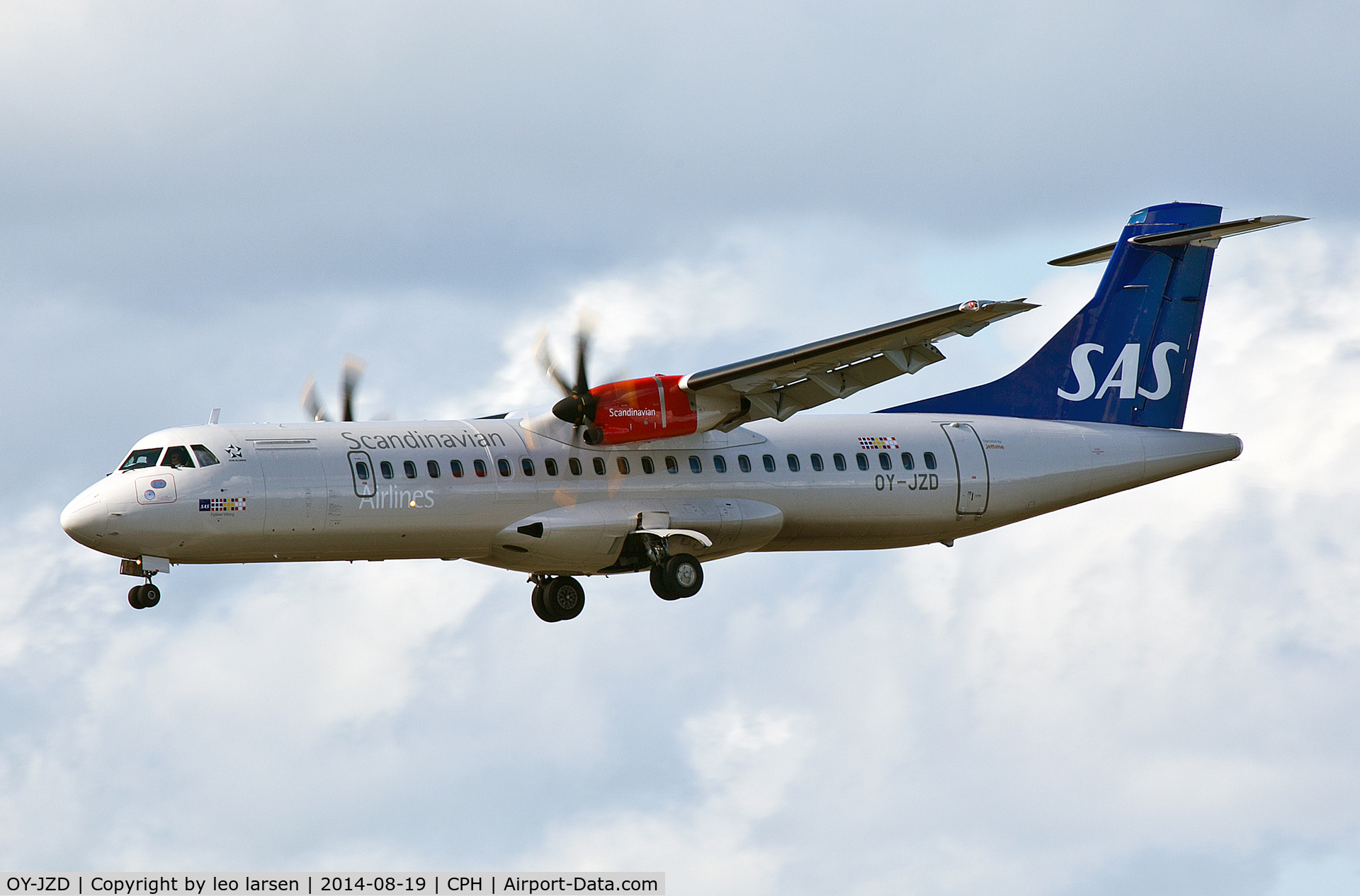 OY-JZD, 2013 ATR 72-600 (72-212A) C/N 1131, Copenhagen Kastrup approach to R-22L19.8.14