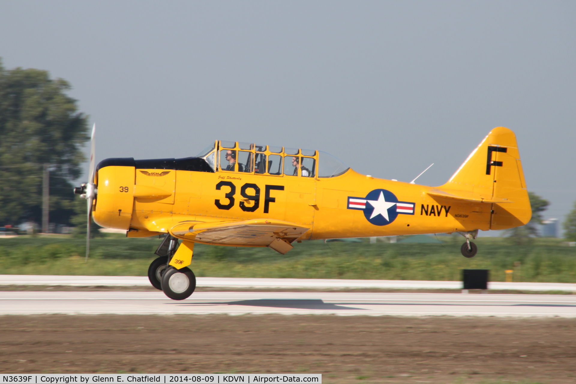 N3639F, North American SNJ-6 Texan C/N 121-43111, At the Quad Cities Air Show