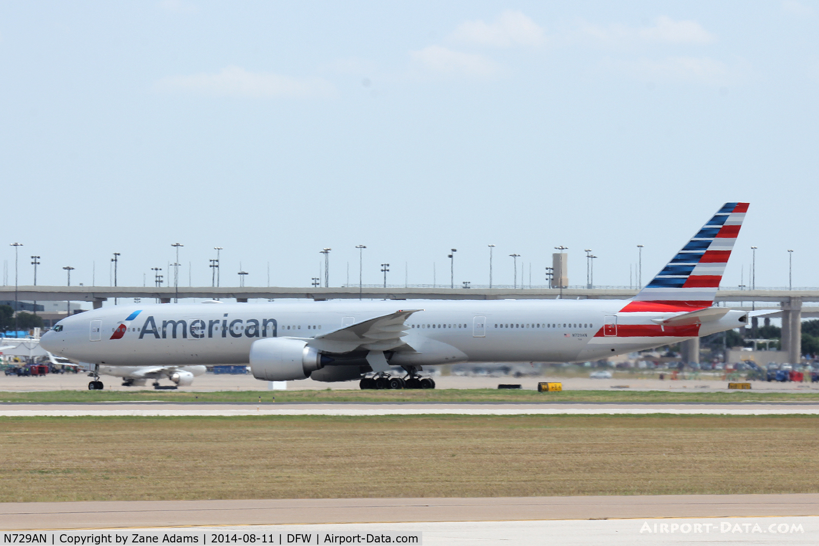 N729AN, 2014 Boeing 777-323/ER C/N 33127, American Airlines' new 777-300 at DFW Airport