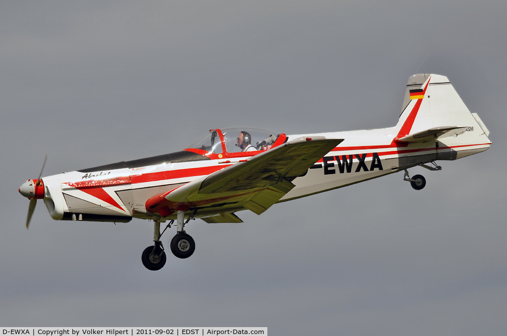 D-EWXA, Zlin Z-526ASM Akrobat C/N 1026, at Hahnweide