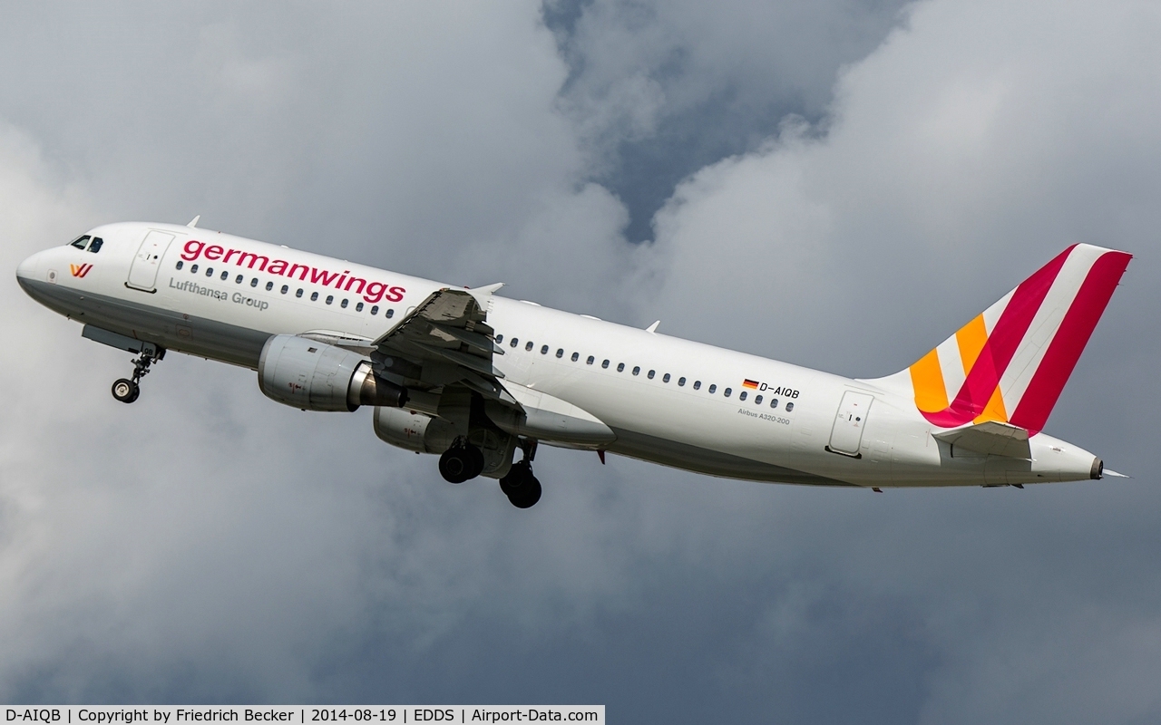 D-AIQB, 1991 Airbus A320-211 C/N 0200, departure from Stuttgart