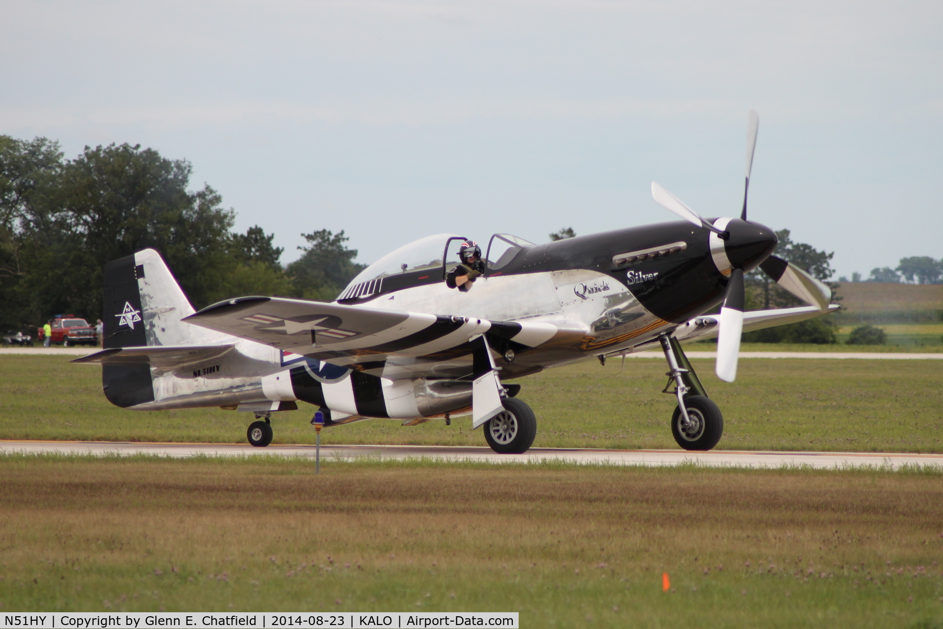 N51HY, 1944 North American P-51D Mustang C/N 45-11439, At the air show