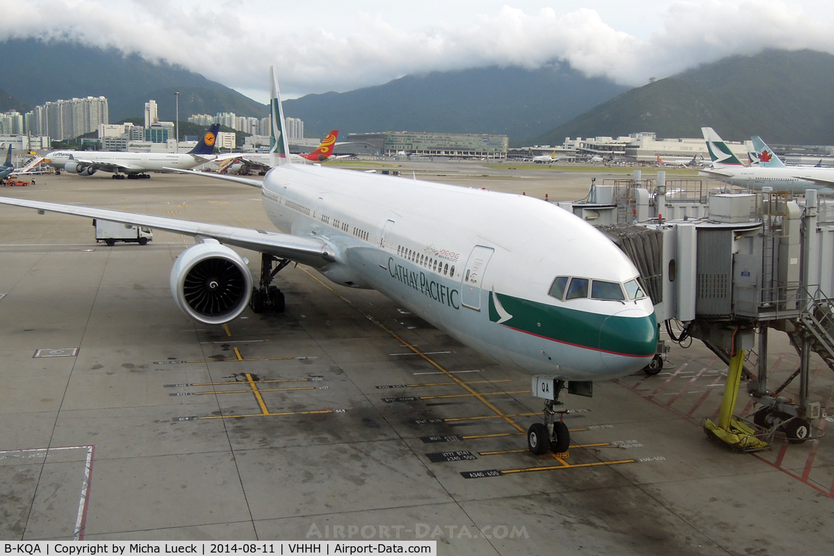 B-KQA, 2012 Boeing 777-367/ER C/N 37898, At Hong Kong