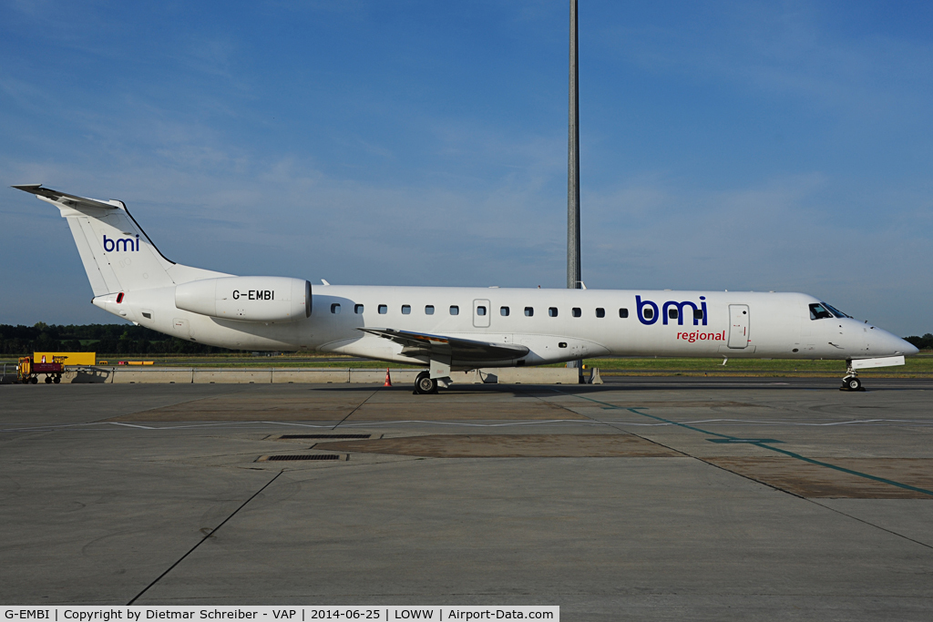 G-EMBI, 1999 Embraer EMB-145EU (ERJ-145EU) C/N 145126, BMI Embraer 145