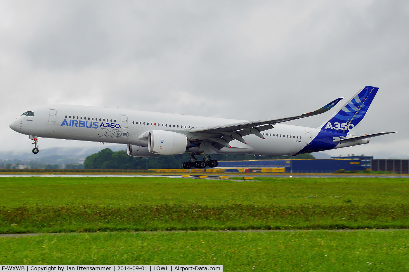 F-WXWB, 2013 Airbus A350-941 C/N 001, f-wxwb