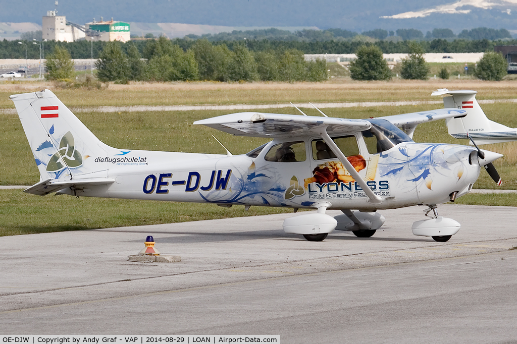 OE-DJW, 2007 Cessna 172R C/N 17281517, Cessna 172