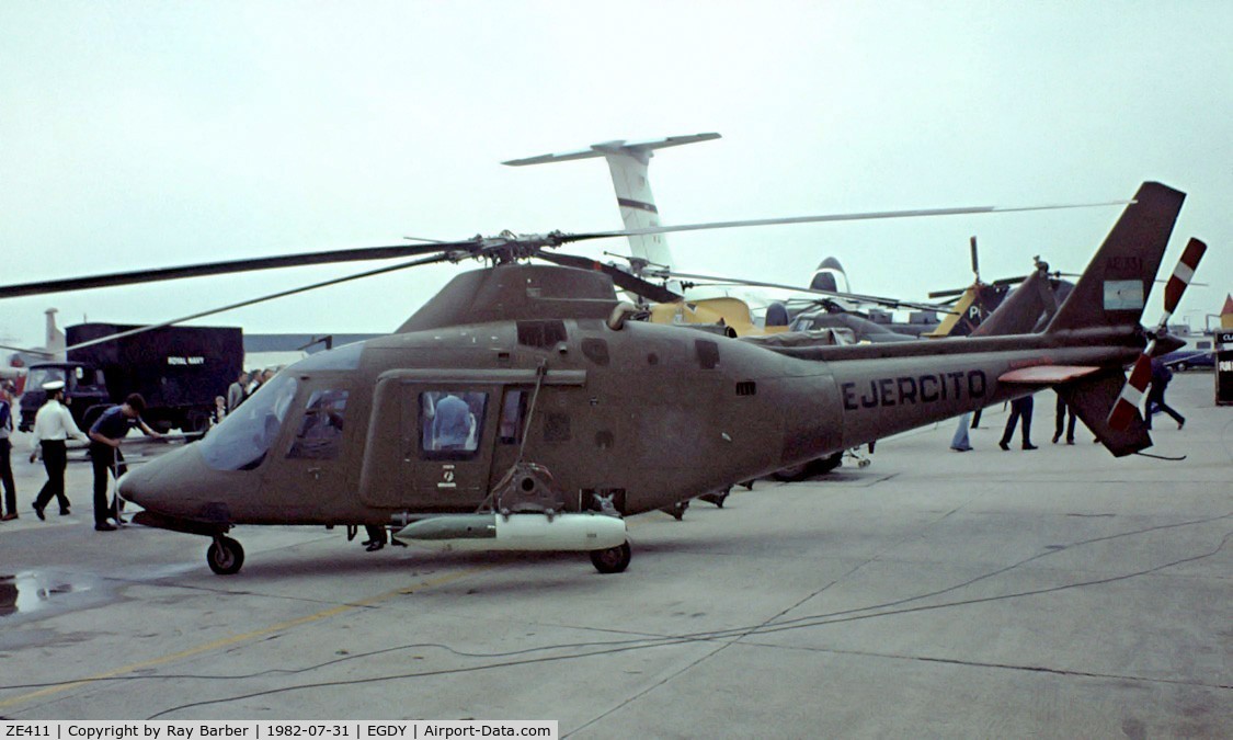 ZE411, Agusta A-109AM C/N 7138, Agusta A.109AM [7138] (Army Air Corp) RNAS Yeovilton~G 31/07/1982. From a slide.