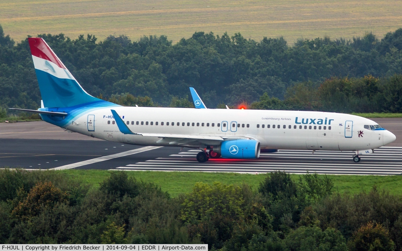 F-HJUL, 2011 Boeing 737-8Q8 C/N 38819, departure to Tarbes