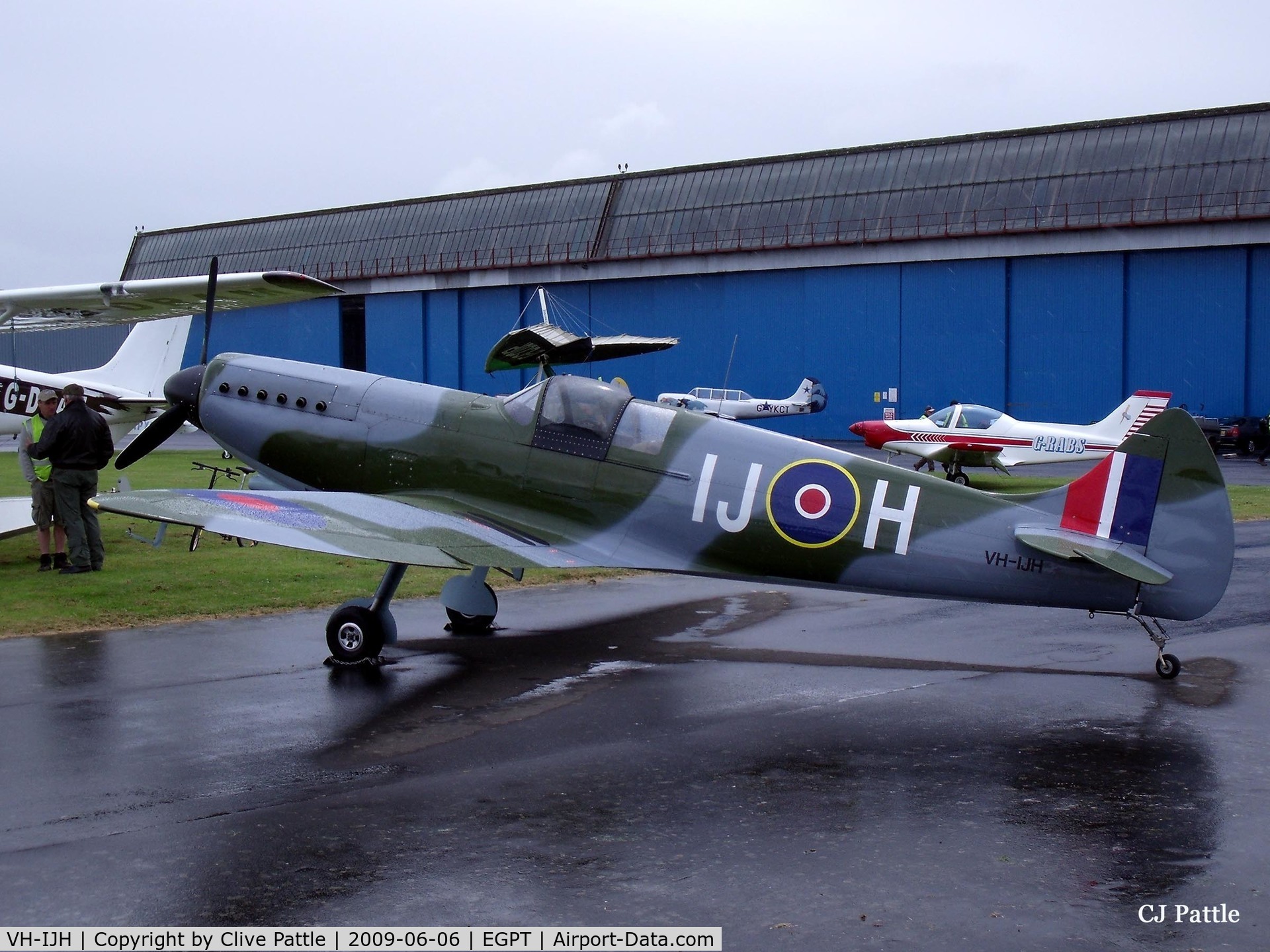 VH-IJH, Supermarine Aircraft Spitfire Mk.26 C/N 036, Parked up at Perth (Scone) airfield during their Airshow 2009
