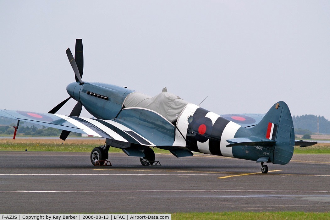 F-AZJS, 1944 Supermarine 389 Spitfire PR.XIX C/N 6S/585110, Supermarine Spitfire PR.XIX [6S/585110] Calais~F 13/08/2006