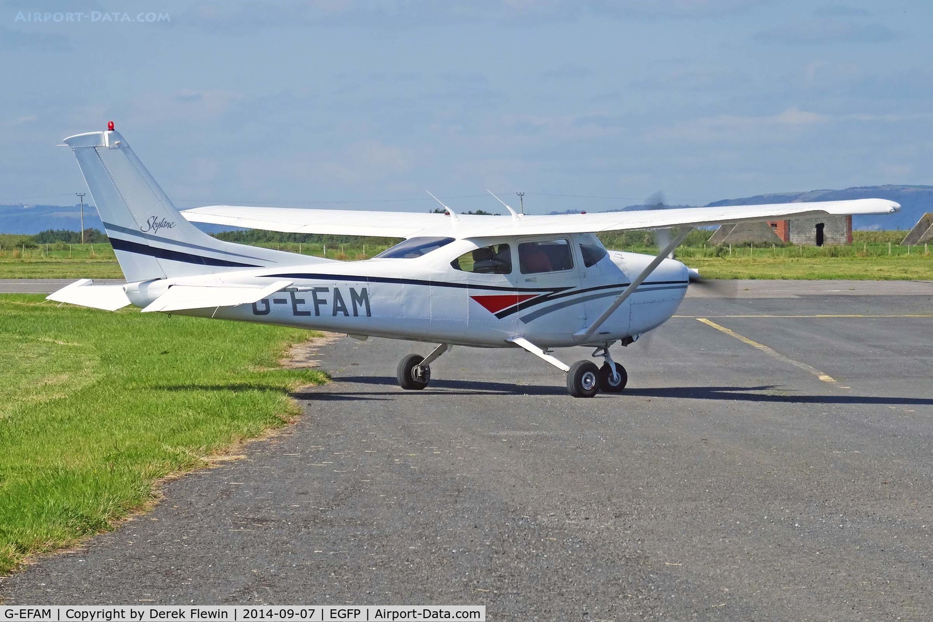 G-EFAM, 1999 Cessna 182S Skylane C/N 18280442, Visiting Skylane, previously, N14113, G-EFAM, Liverpool based, seen shortly after landing on runway 04 at EGFP.