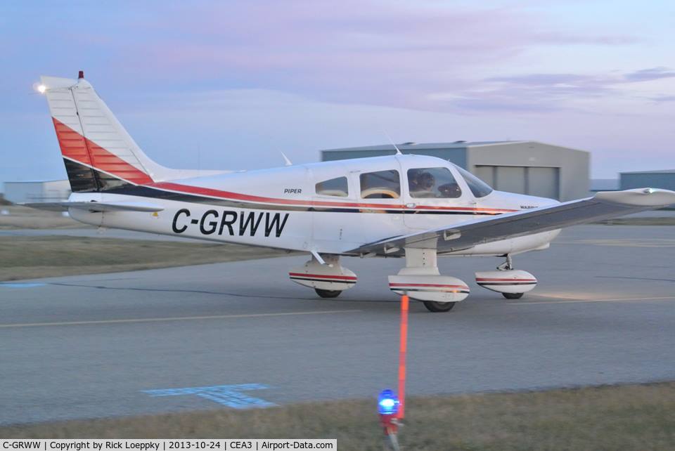 C-GRWW, 1977 Piper PA-28-161 C/N 28-7816288, 1978 piper warrior at olds/didsbury airport
