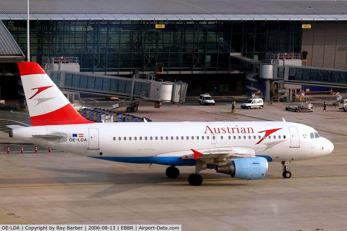 OE-LDA, 2004 Airbus A319-112 C/N 2131, Airbus A319-112 [2131] (Austrian Airlines) Brussels~OO 13/08/2006