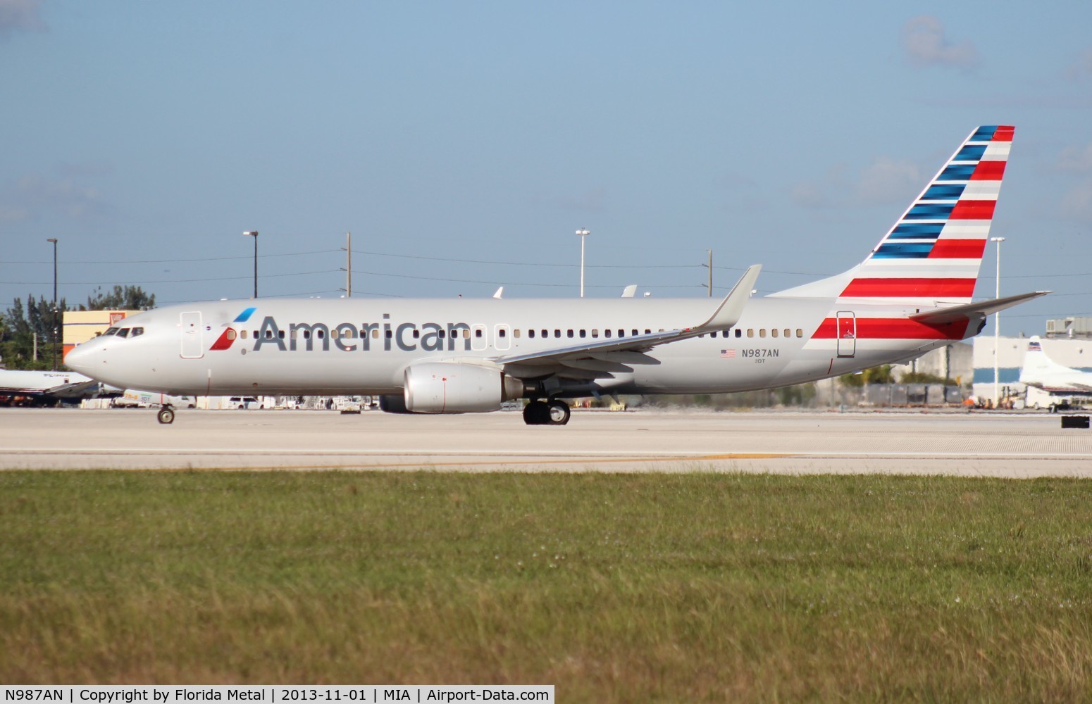 N987AN, 2009 Boeing 737-823 C/N 31069, American 737-800