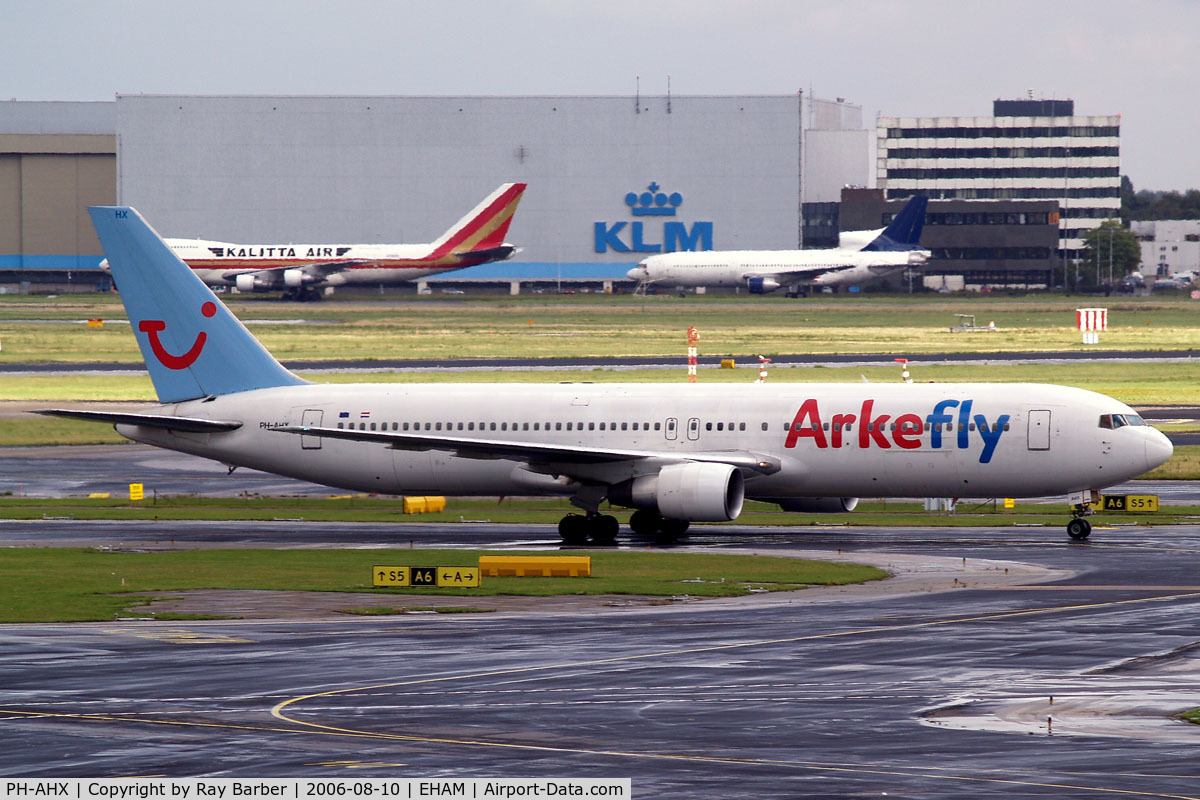 PH-AHX, 1990 Boeing 767-383 C/N 24847, Boeing 767-383ER [24847] (Arkefly) Amsterdam-Schiphol~PH 10/08/2006
