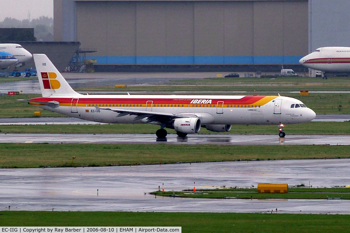 EC-IIG, 2001 Airbus A321-211 C/N 1554, Airbus A321-211 [1554] (Iberia) Amsterdam-Schiphol~PH 10/08/2006