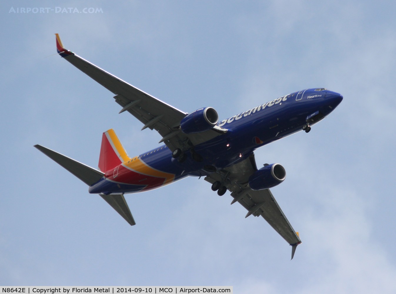 N8642E, 2014 Boeing 737-8H4 C/N 42525, Southwest brand new livery 2 days after reveal of 
