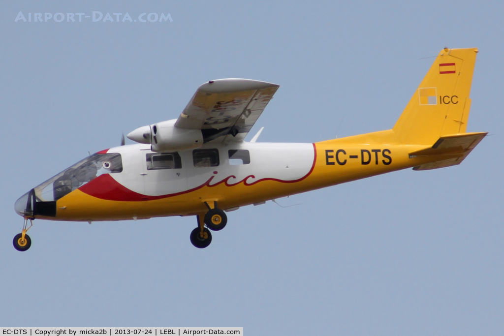 EC-DTS, Partenavia P-68 Observer C/N 324-17-OB, Landing