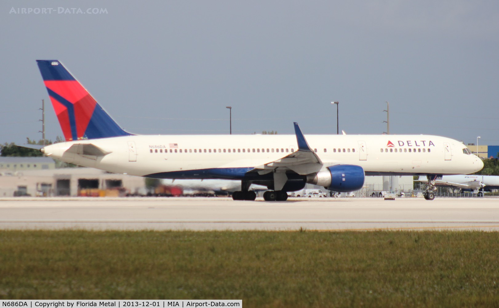 N686DA, 1995 Boeing 757-232 C/N 27589, Delta 757-200