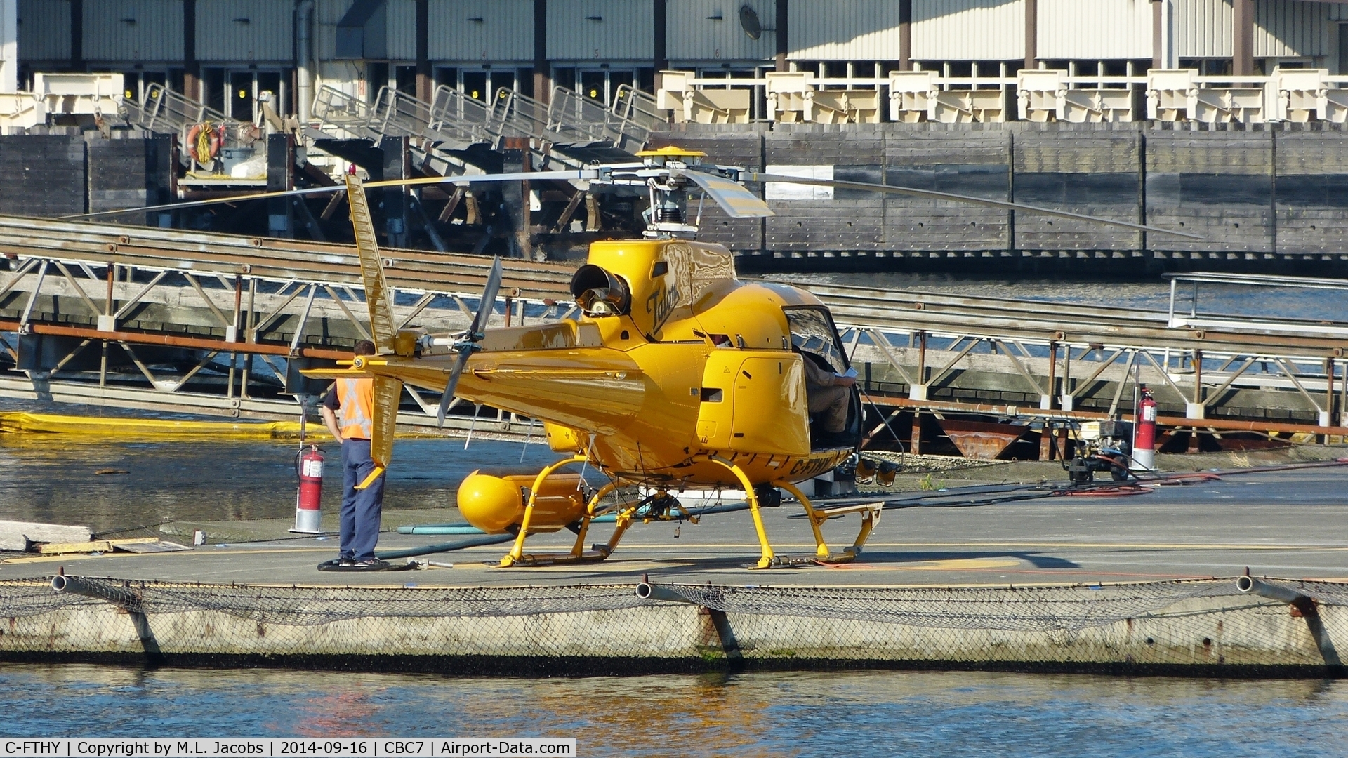 C-FTHY, 1990 Aerospatiale AS-350B Ecureuil C/N 2372, Just landed at Vancouver Harbour Heliport.