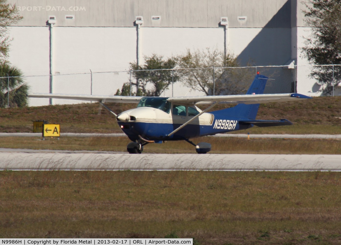 N9986H, 1982 Cessna 182R Skylane C/N 18268163, Cessna 182R