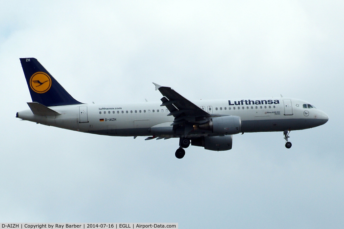 D-AIZH, 2010 Airbus A320-214 C/N 4363, Airbus A320-214 [4363] (Lufthansa) Home~G 16/07/2014. On approach 27L.