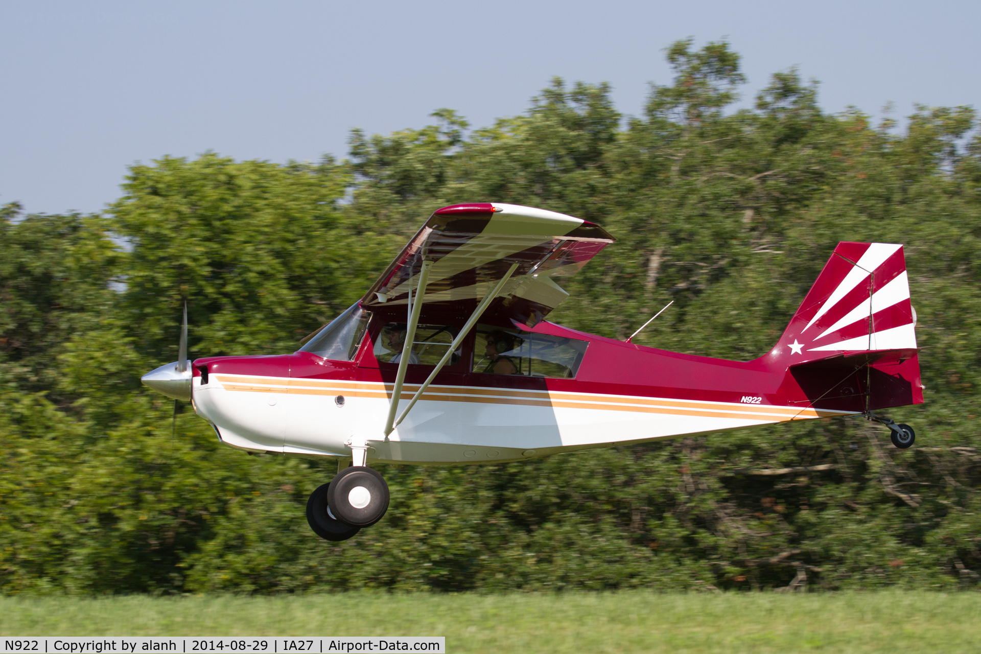 N922, 1977 Bellanca 7GCBC C/N 965-77, Landing at Antique Airfield, Blakesburg