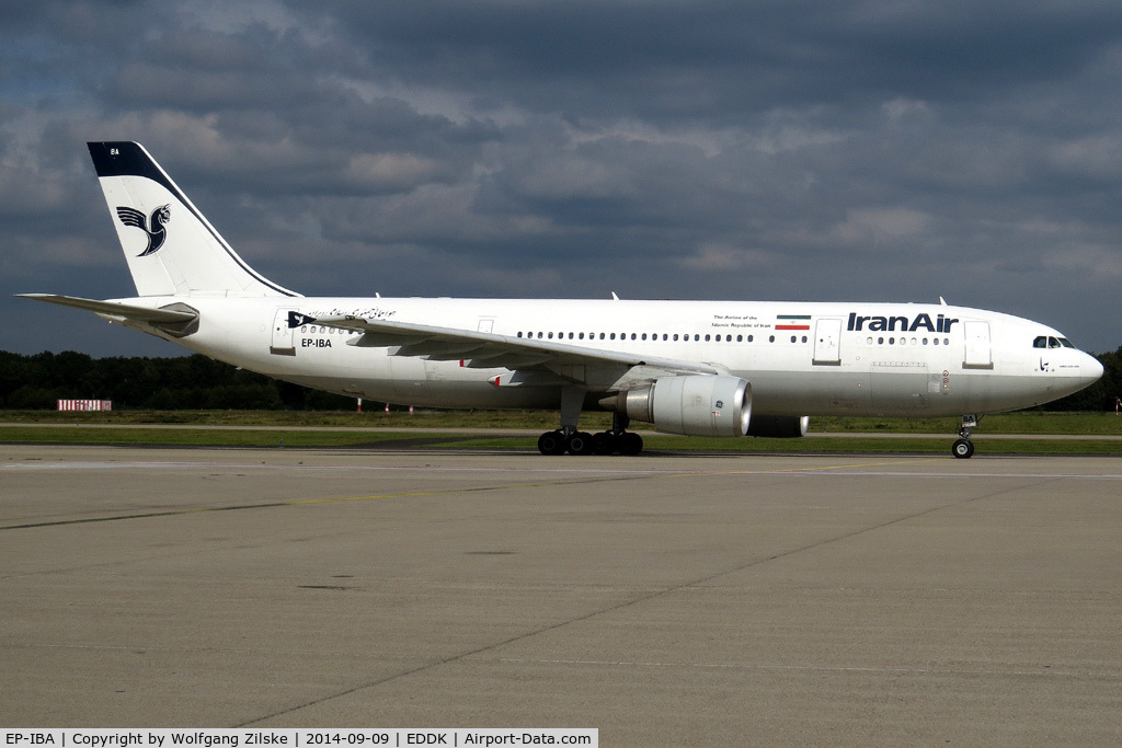 EP-IBA, 1993 Airbus A300B4-605R C/N 723, visitor