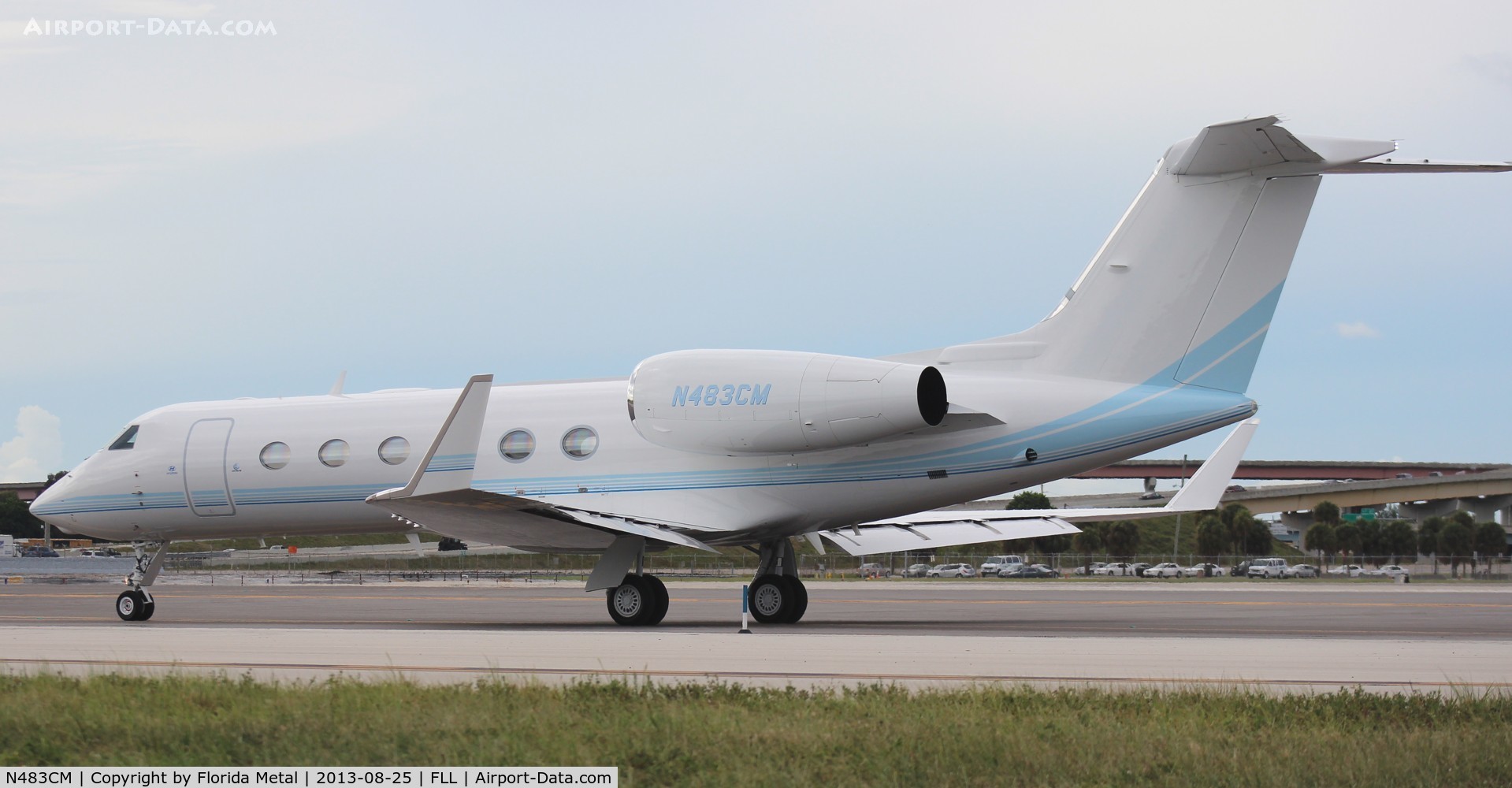 N483CM, Gulfstream Aerospace GIV-X (G450) C/N 4216, Gulfstream G450