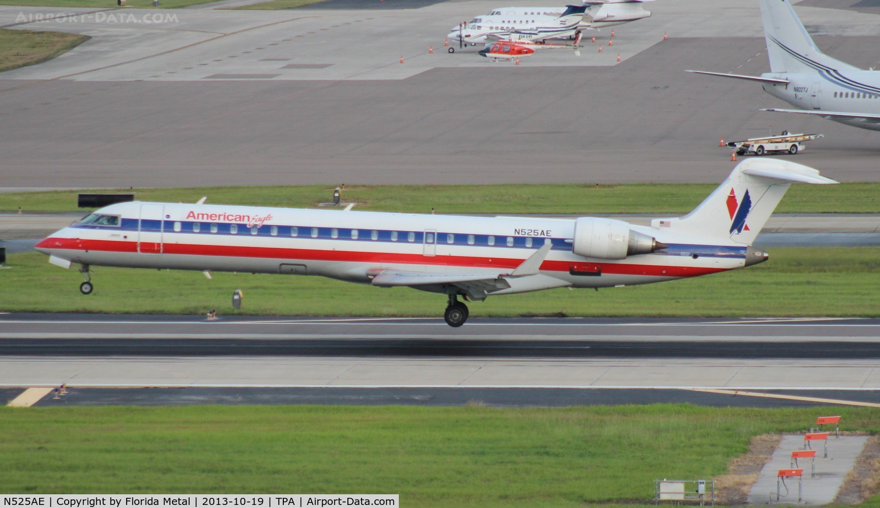 N525AE, Bombardier CRJ-701ER (CL-600-2C10) Regional Jet C/N 10302, American Eagle CRJ-700