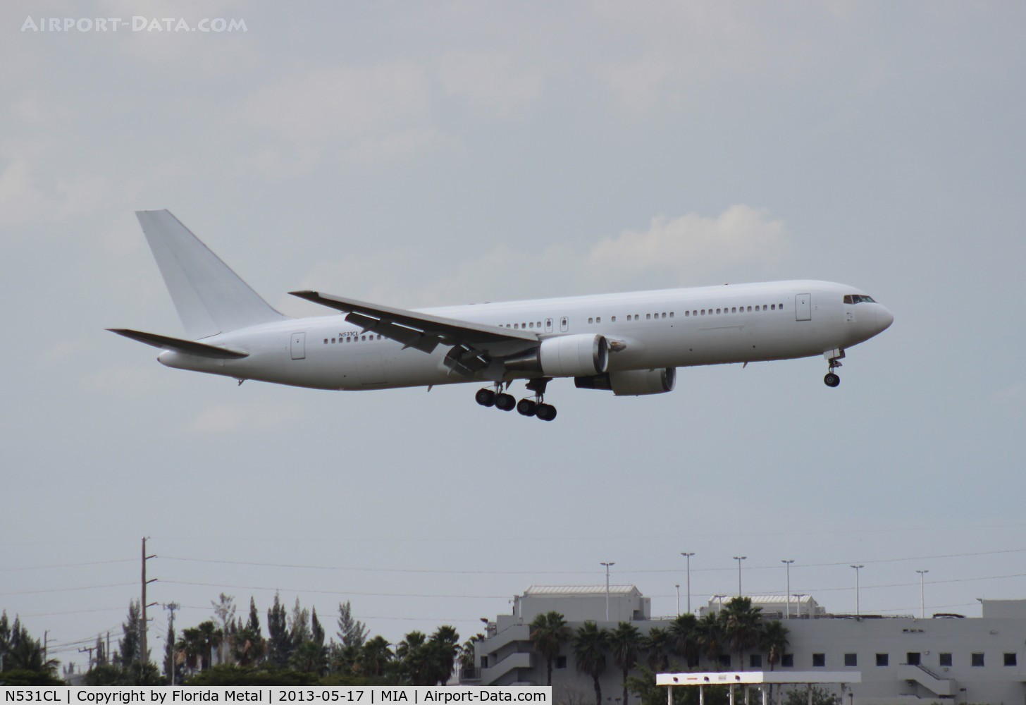 N531CL, 1994 Boeing 767-3X2/ER C/N 26260, Blue Panorama 767-300 all white
