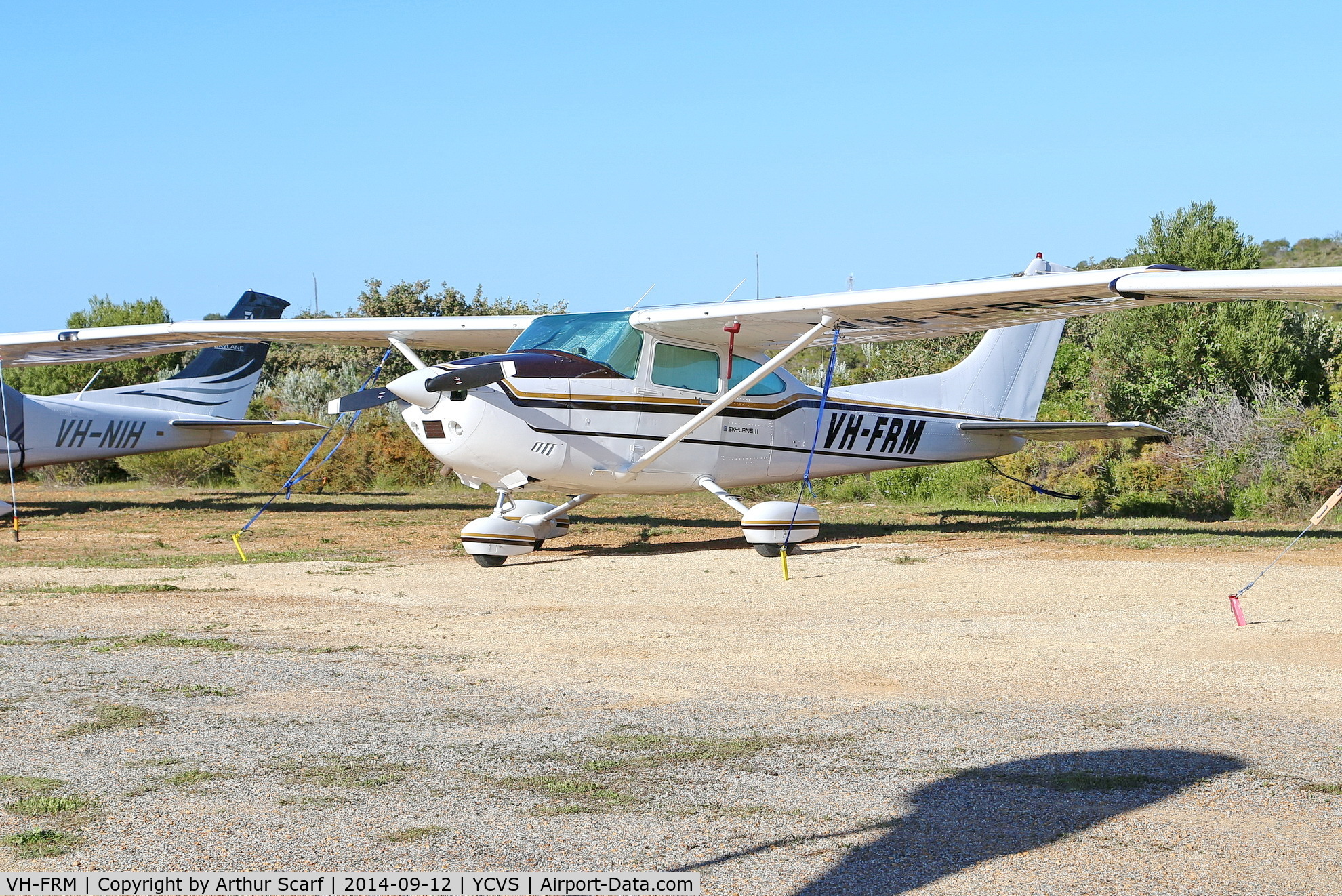 VH-FRM, Cessna 182R Skylane C/N 18268074, Cervantes Airport WA. Cessna 182 Association of Australia fly in 2014.