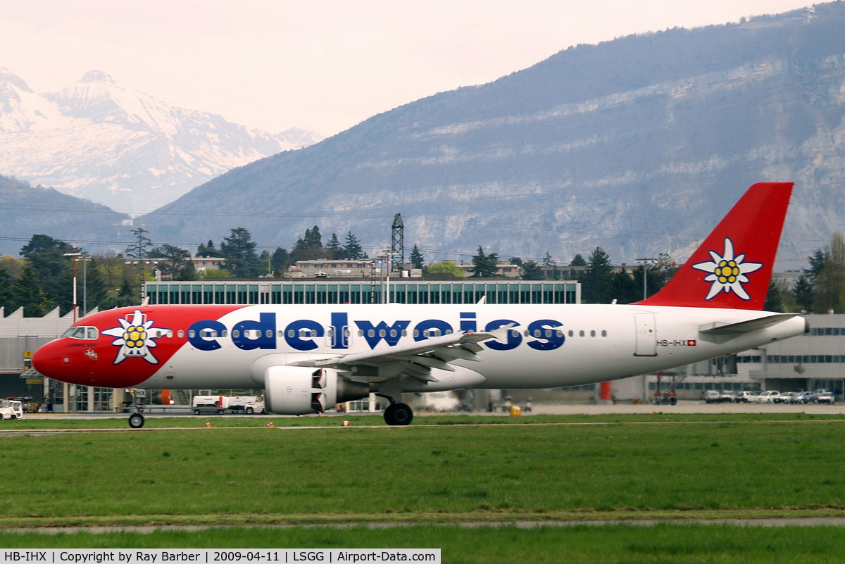 HB-IHX, 1998 Airbus A320-214 C/N 0942, Airbus A320-214 [0942] (Edelweiss Air) Geneva~HB 11/04/2009