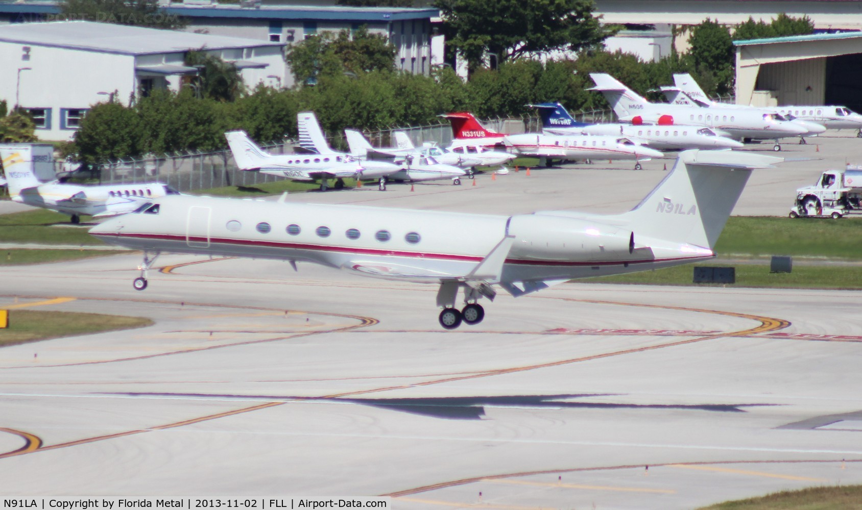 N91LA, 2003 Gulfstream Aerospace GV-SP (G550) C/N 5027, Gulfstream G550