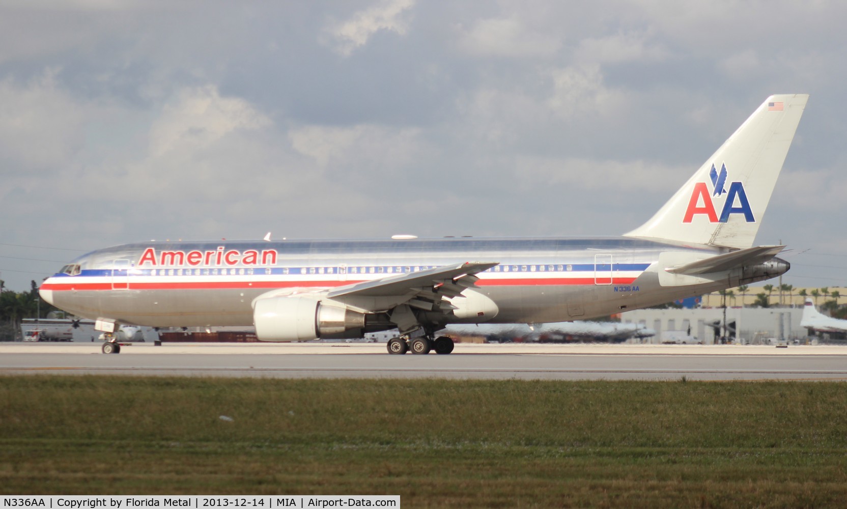 N336AA, 1987 Boeing 767-223 C/N 22334, American 767-200