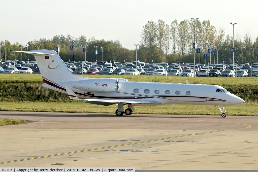 TC-IPK, Gulfstream Aerospace GIV-X (G450) C/N 4239, Gulfstream Aerospace GIV-X (G450), c/n: 4239 at Luton