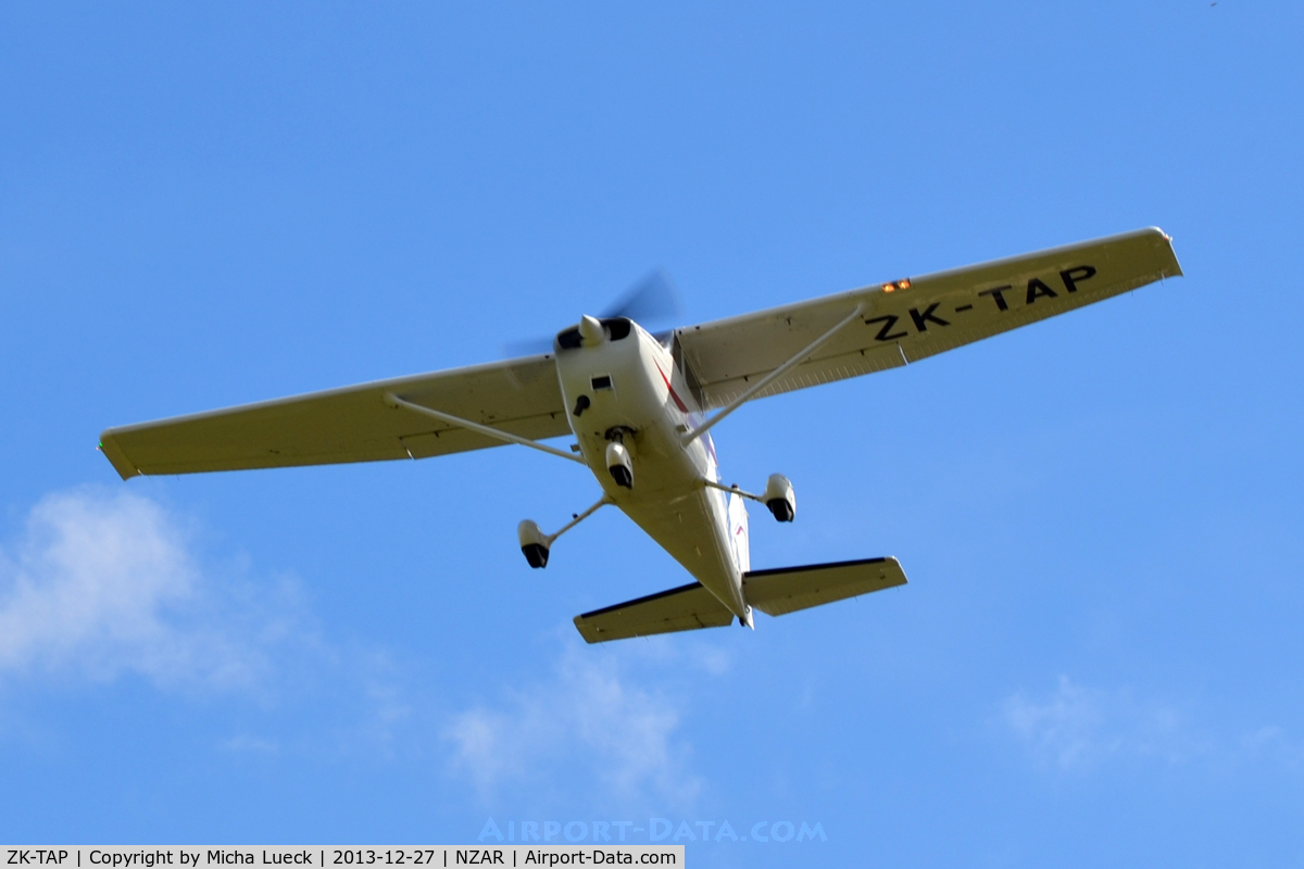 ZK-TAP, Cessna 172R C/N 17280753, At Ardmore