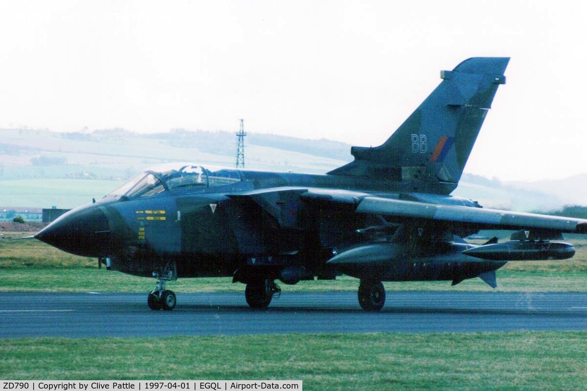 ZD790, 1984 Panavia Tornado GR.1 C/N 394/BS133/3181, Scanned from print - Pictured in its GR.1 days whilst coded BB of 14 Sqn