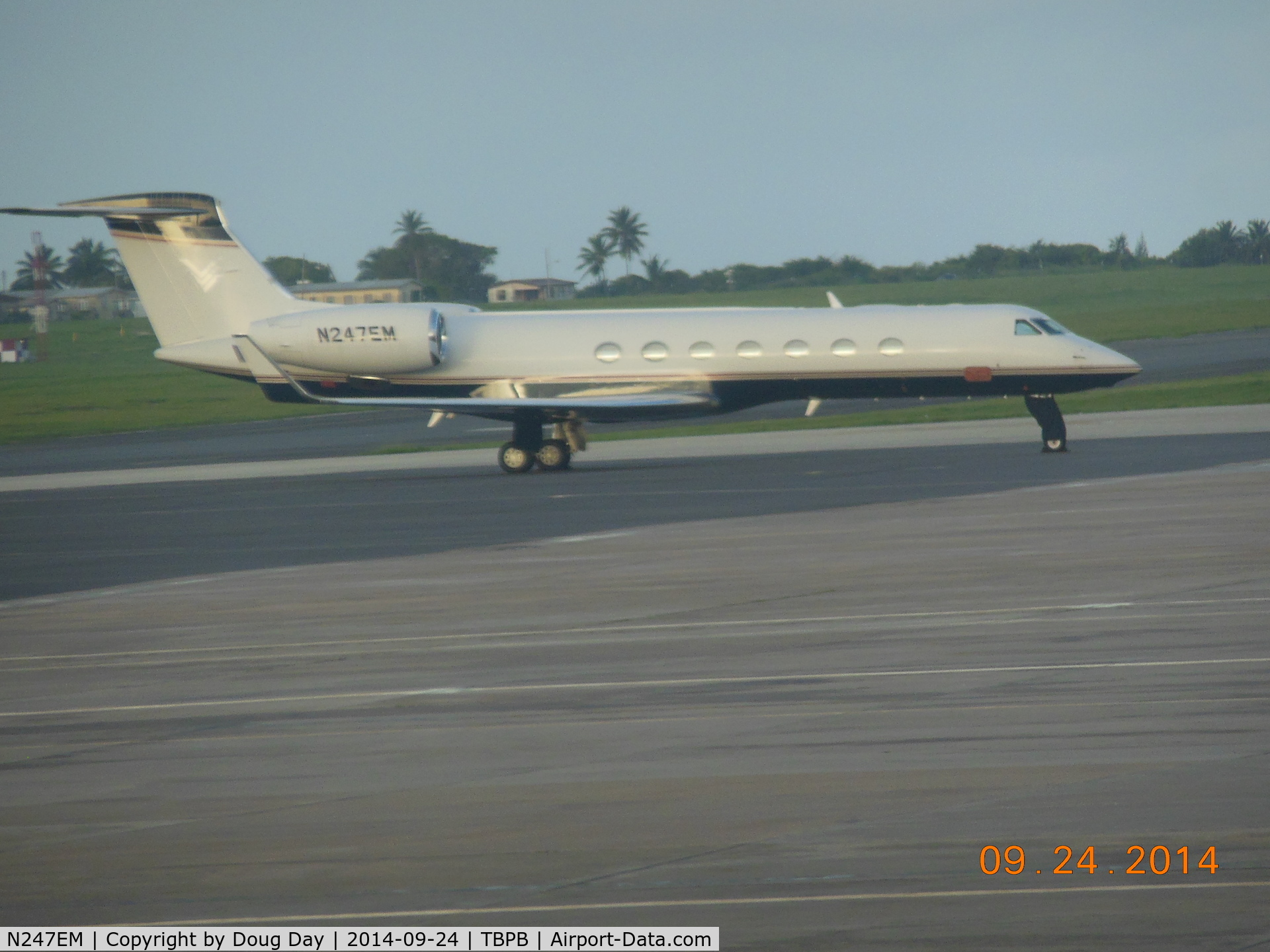 N247EM, Gulfstream Aerospace GV-SP (G550) C/N 5265, Grantley Adams International, Bridgetown, Barbados