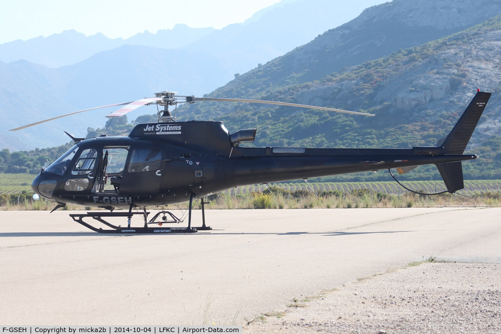 F-GSEH, Eurocopter AS-350B-3 Ecureuil Ecureuil C/N 3827, Parked