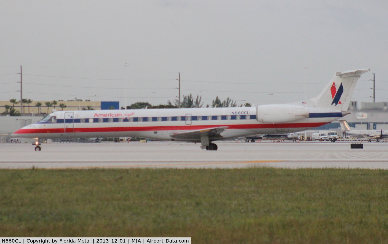 N660CL, 2003 Embraer ERJ-145LR (EMB-145LR) C/N 145764, American Eagle