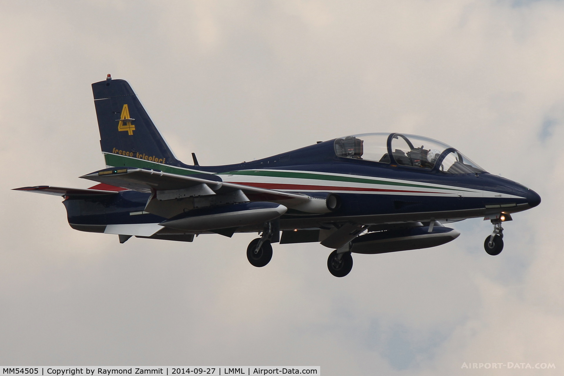 MM54505, Aermacchi MB-339A C/N 6716/111/AA053, MB339 MM54505/4 Frecce Tricolori Italian Air Force